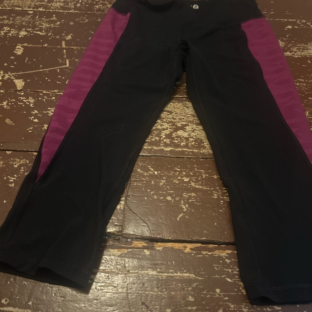 Women's Black and Purple Leggings